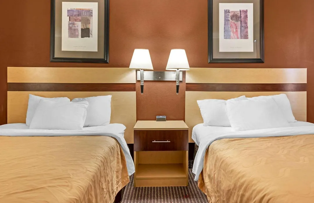 Quality Inn & Suites South-Obetz-1