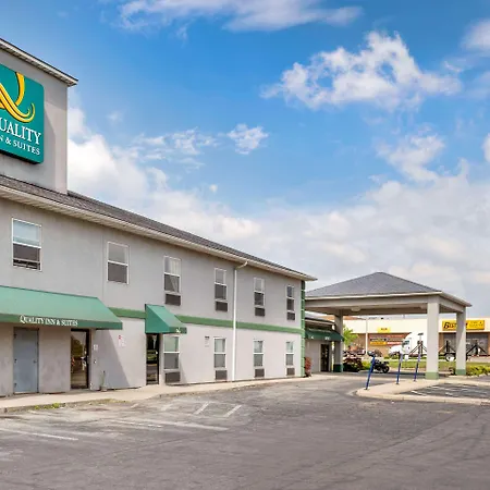 Quality Inn & Suites South-Obetz-3